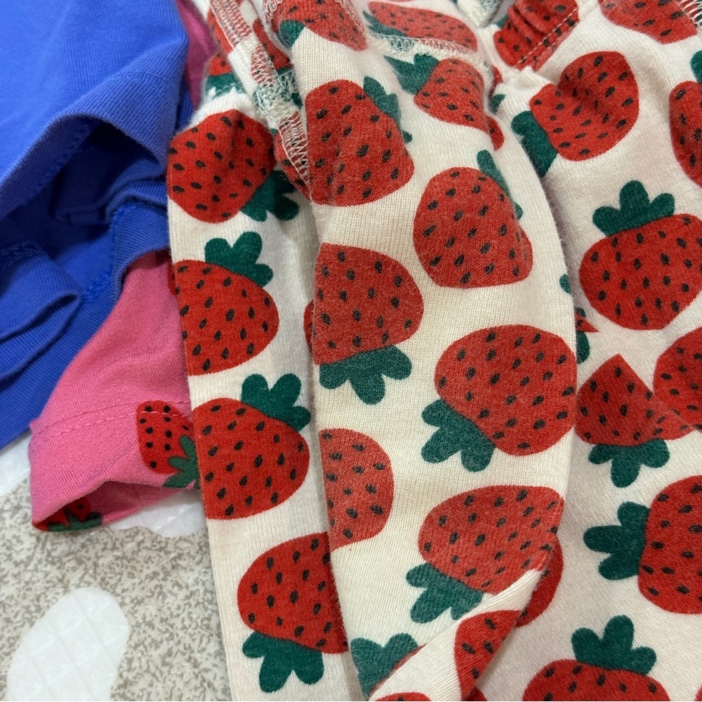 2 items - Picture 2 of 6